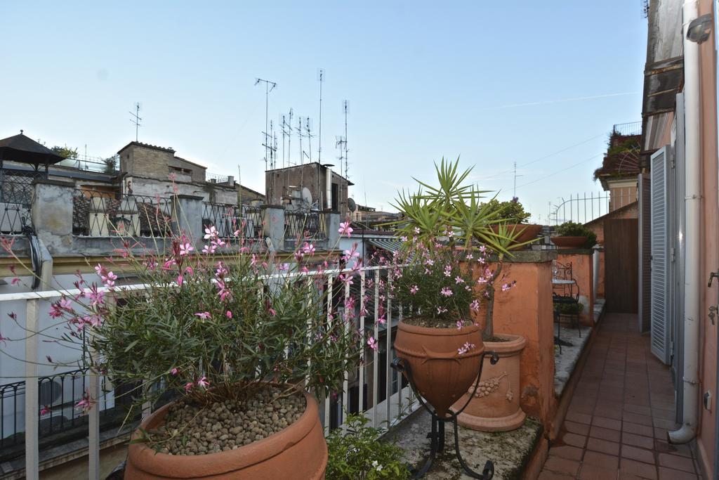Spanish Steps Corner Roma Exterior foto